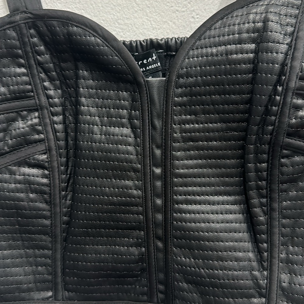 Current Air vegan faux leather bustier tank top bralette black size Medium NWT - Picture 6 of 11